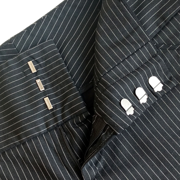 Alice + Olivia Black Pinstripe Low Rise Wide Leg Cropped Capri Ankle Pants 4 - Picture 6 of 15